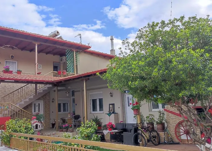 Alexandros Πανσιόν Όρμα