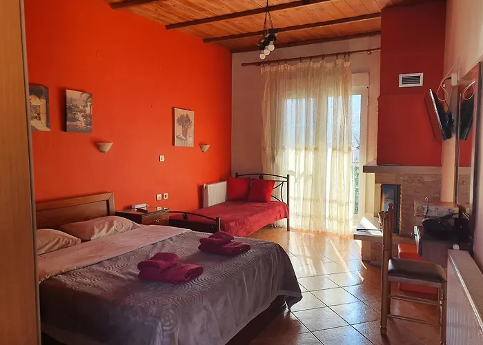 Alexandros Πανσιόν 3*